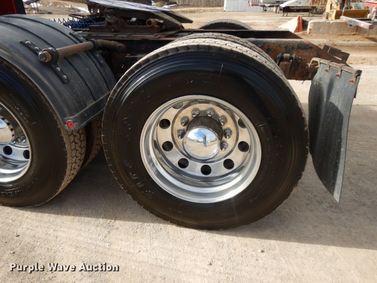 image for item DL2652 2009 Kenworth T800  semi truck