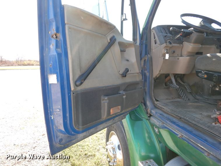 image for item FG9697 2005 Sterling A-Line  semi truck