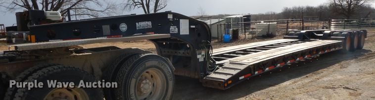 image for item GG9289 1999 Fontaine Ram 50  lowboy equipment trailer