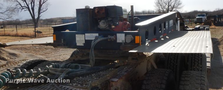 image for item GG9289 1999 Fontaine Ram 50  lowboy equipment trailer