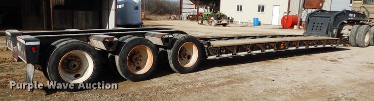 image for item GG9289 1999 Fontaine Ram 50  lowboy equipment trailer