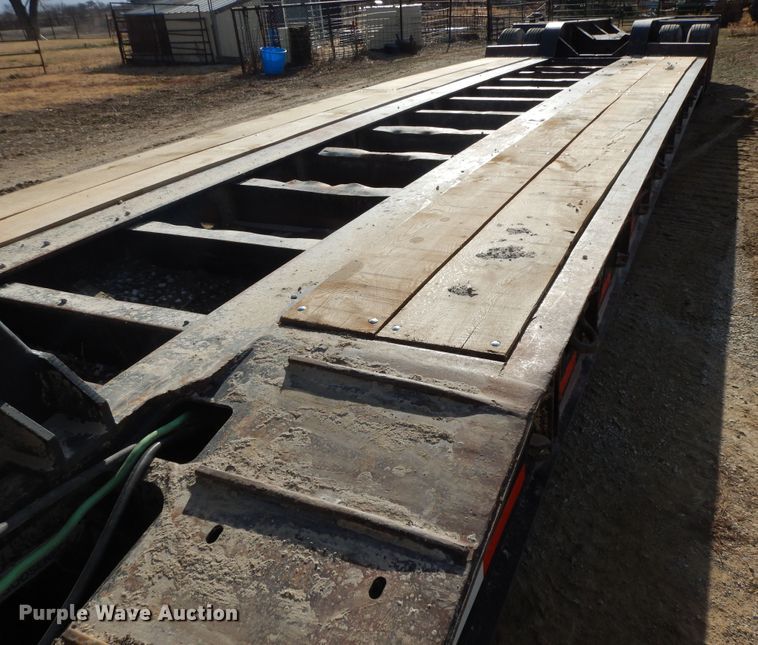 image for item GG9289 1999 Fontaine Ram 50  lowboy equipment trailer