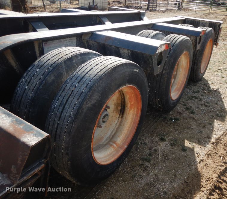 image for item GG9289 1999 Fontaine Ram 50  lowboy equipment trailer