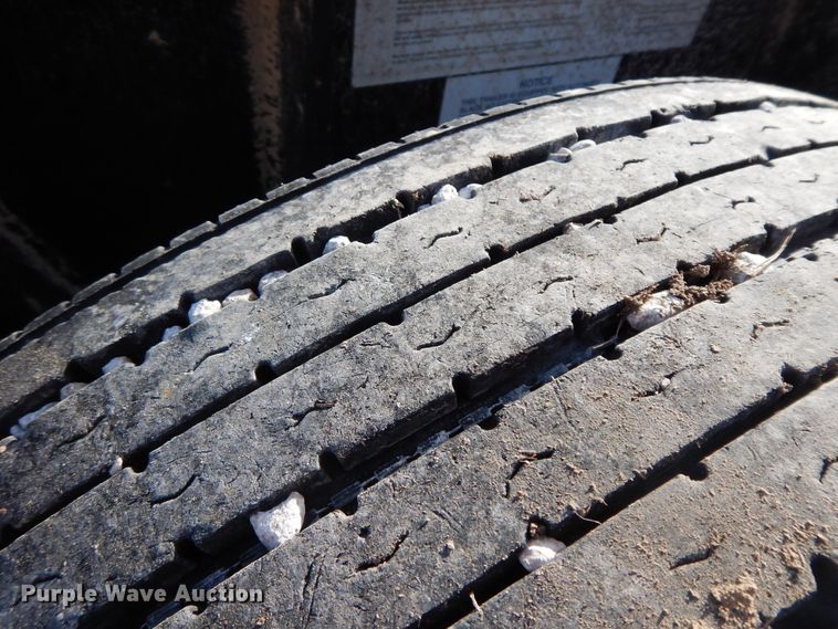 image for item GG9289 1999 Fontaine Ram 50  lowboy equipment trailer