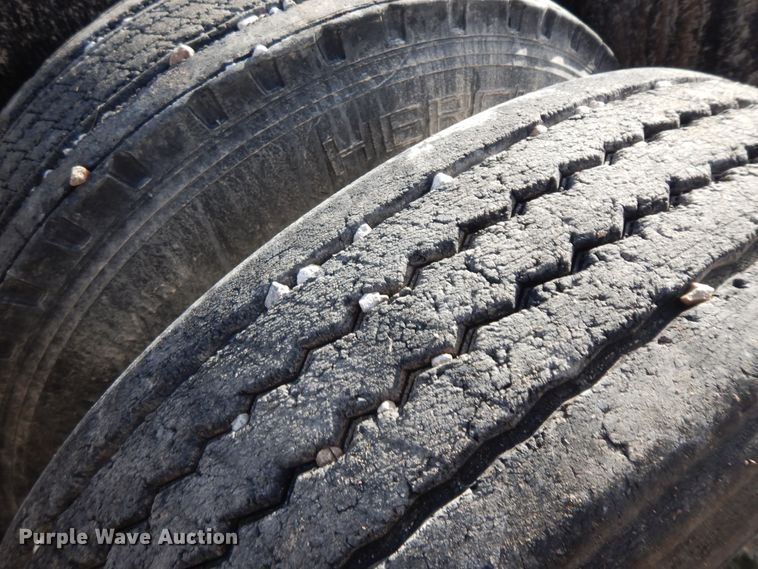 image for item GG9289 1999 Fontaine Ram 50  lowboy equipment trailer