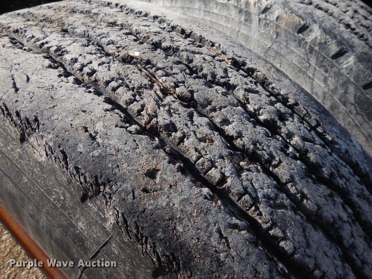 image for item GG9289 1999 Fontaine Ram 50  lowboy equipment trailer