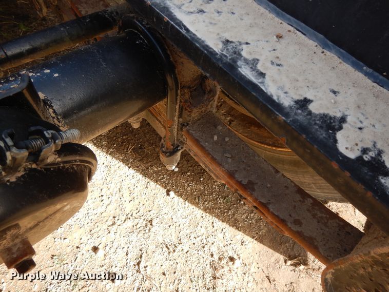 image for item GG9289 1999 Fontaine Ram 50  lowboy equipment trailer