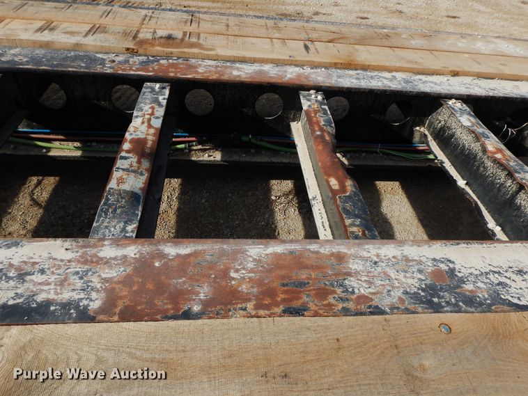 image for item GG9289 1999 Fontaine Ram 50  lowboy equipment trailer