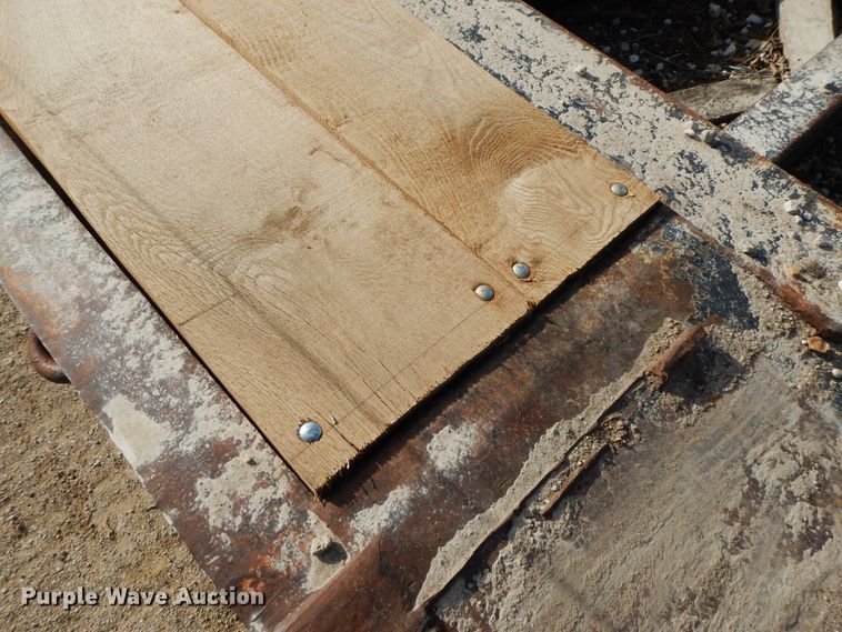 image for item GG9289 1999 Fontaine Ram 50  lowboy equipment trailer