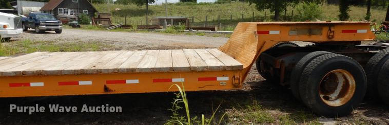 image for item HA9368 1954 Transport Trailers GPX-24F equipment trailer