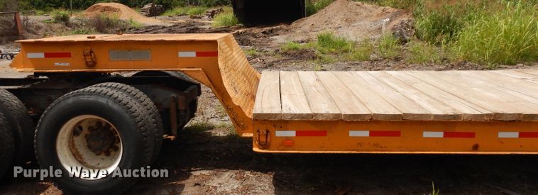 image for item HA9368 1954 Transport Trailers GPX-24F equipment trailer