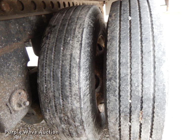 image for item HP9081 2001 Trailmobile dry van trailer