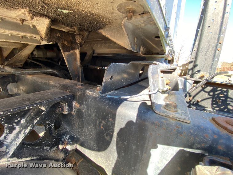 image for item HR9318 1986 Freightliner FLC  semi truck