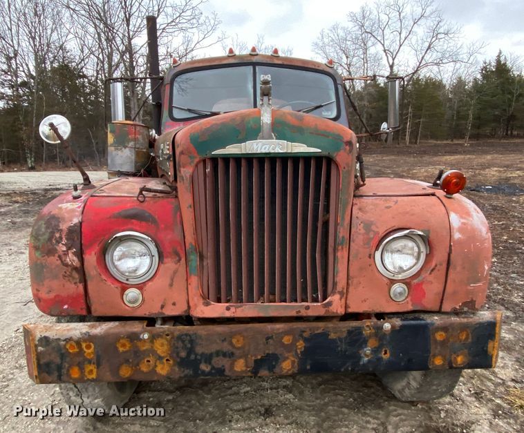 image for item HR9348 1959 Mack B61  semi truck with trailer