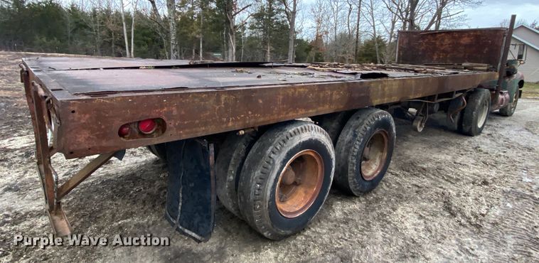 image for item HR9348 1959 Mack B61  semi truck with trailer