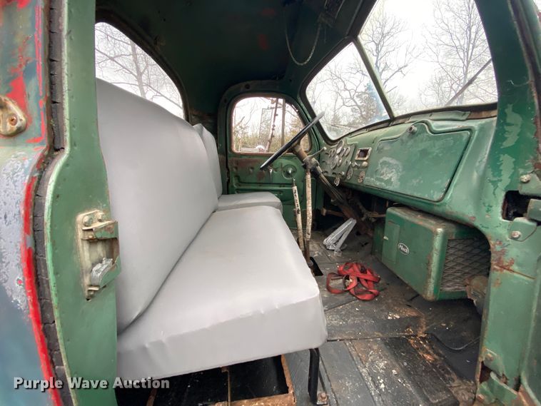 image for item HR9348 1959 Mack B61  semi truck with trailer