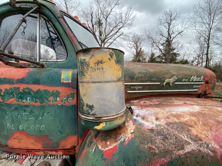 image for item HR9348 1959 Mack B61  semi truck with trailer