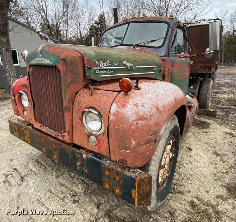 image for item HR9348 1959 Mack B61  semi truck with trailer