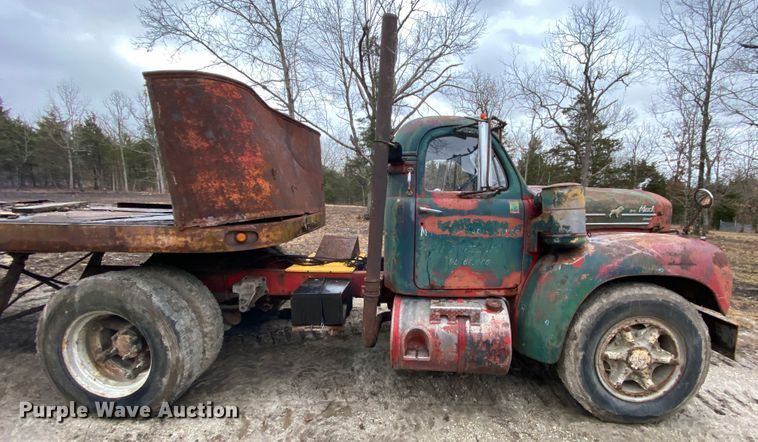 image for item HR9348 1959 Mack B61  semi truck with trailer