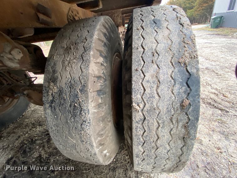 image for item HR9348 1959 Mack B61  semi truck with trailer