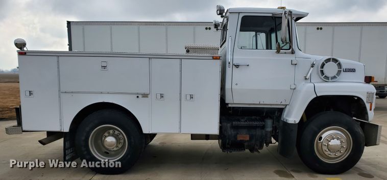 image for item HW9637 1987 Ford LN8000  utility / service truck