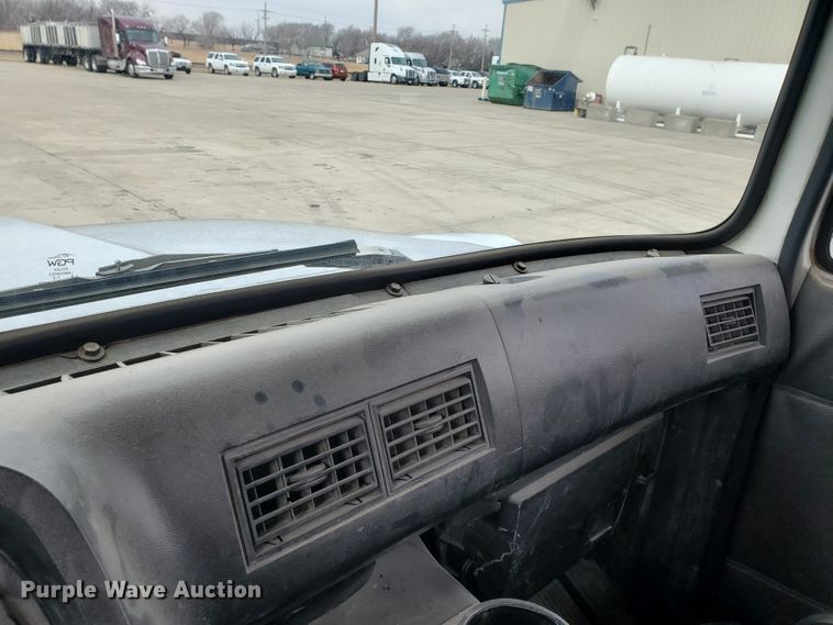 image for item HW9637 1987 Ford LN8000  utility / service truck