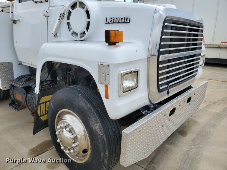 image for item HW9637 1987 Ford LN8000  utility / service truck