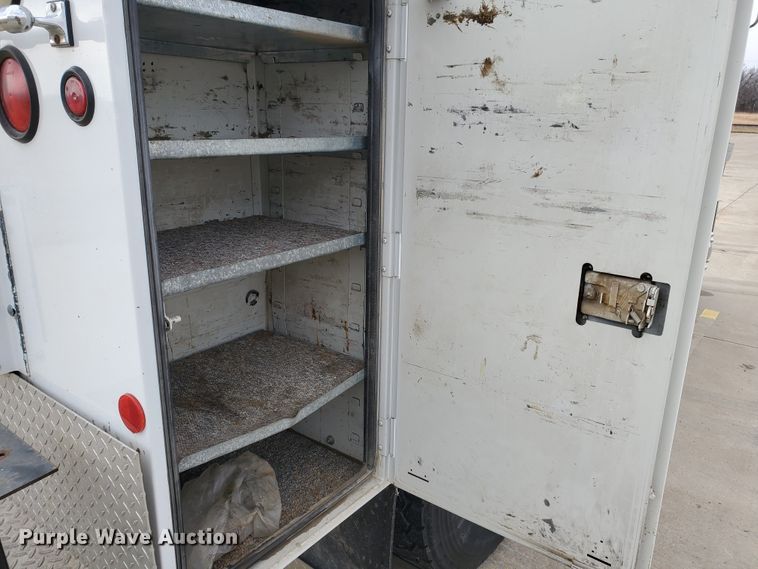 image for item HW9637 1987 Ford LN8000  utility / service truck