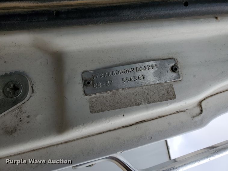 image for item HW9637 1987 Ford LN8000  utility / service truck