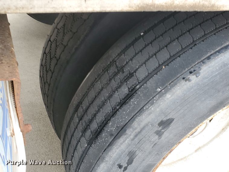 image for item HW9638 2000 Wabash Duraplate  dry van trailer