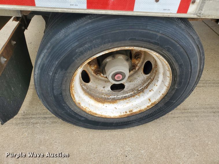 image for item HW9640 1998 Wabash  drop deck trailer