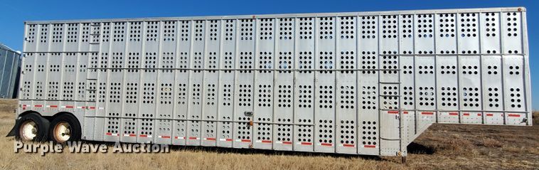 image for item HW9644 1988 Merritt livestock trailer