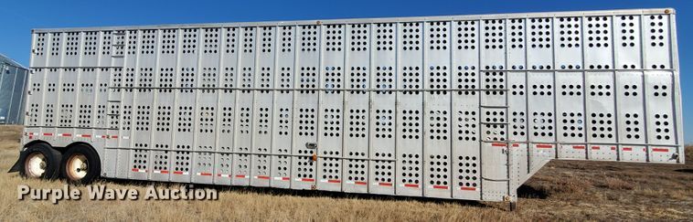 image for item HW9644 1988 Merritt livestock trailer