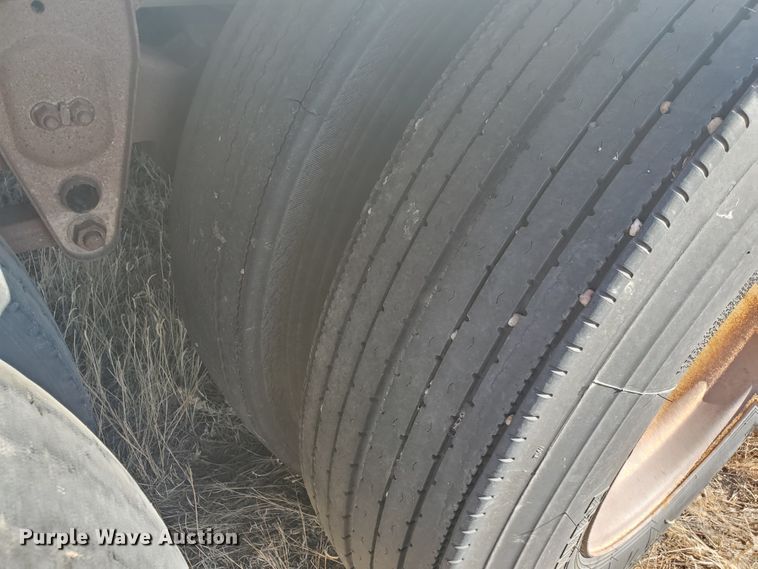 image for item HW9644 1988 Merritt livestock trailer