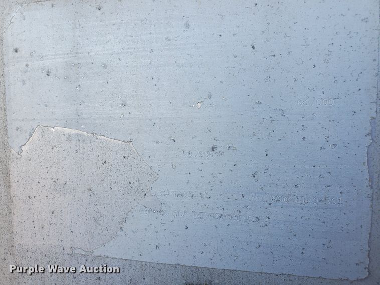 image for item HW9644 1988 Merritt livestock trailer