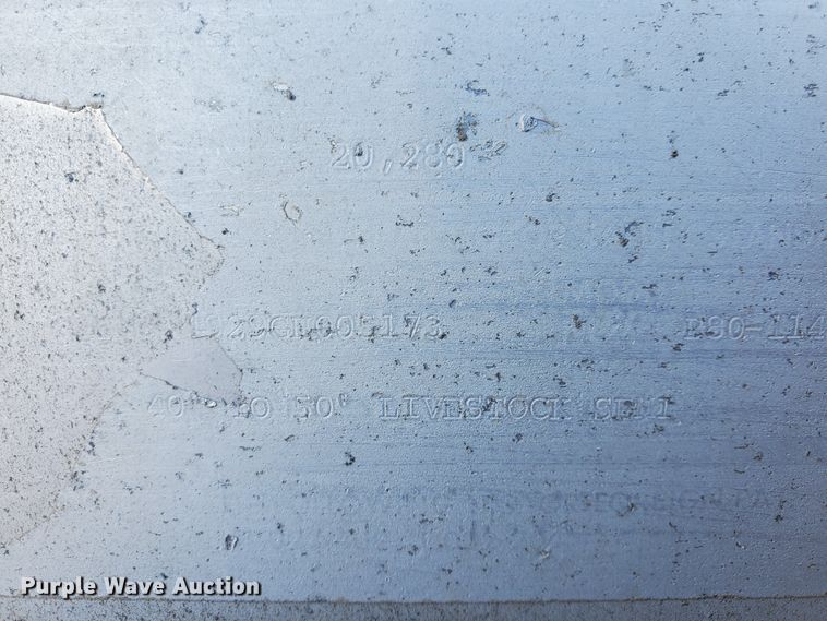 image for item HW9644 1988 Merritt livestock trailer