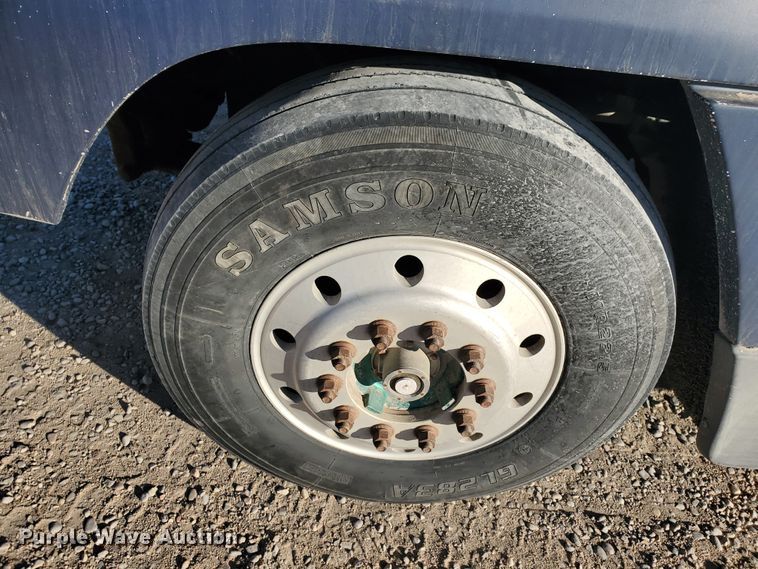 image for item HW9645 1995 Freightliner FLD120  semi truck