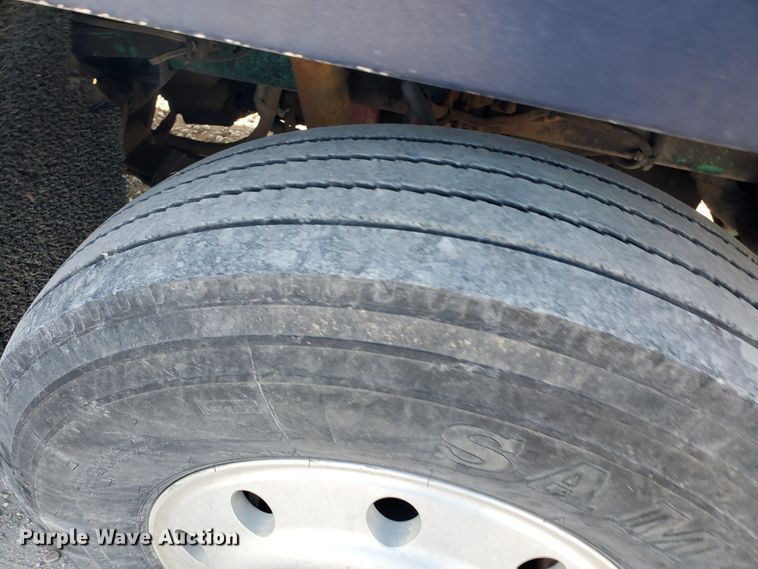 image for item HW9645 1995 Freightliner FLD120  semi truck