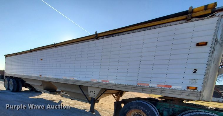 image for item HW9646 2004 Timpte Super Hopper double hopper bottom grain trailer