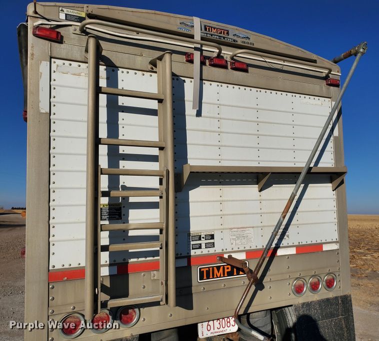 image for item HW9646 2004 Timpte Super Hopper double hopper bottom grain trailer