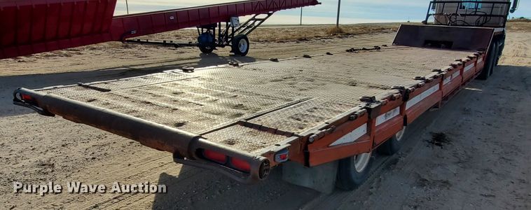 image for item HW9668 1979 Landoll Hauloll  drop deck equipment trailer