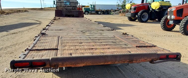 image for item HW9668 1979 Landoll Hauloll  drop deck equipment trailer