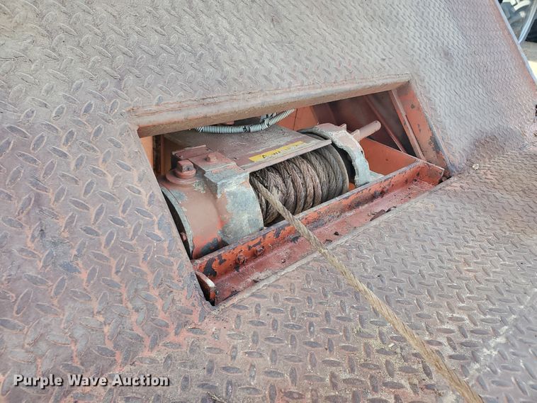 image for item HW9668 1979 Landoll Hauloll  drop deck equipment trailer