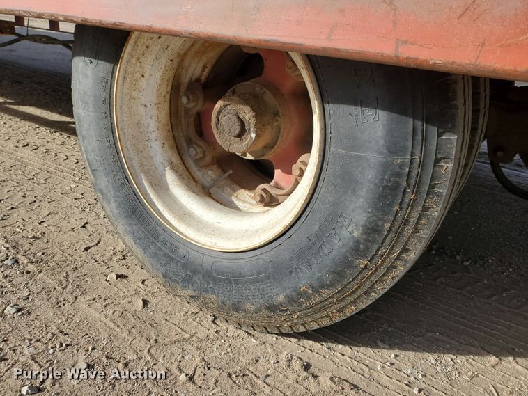 image for item HW9668 1979 Landoll Hauloll  drop deck equipment trailer