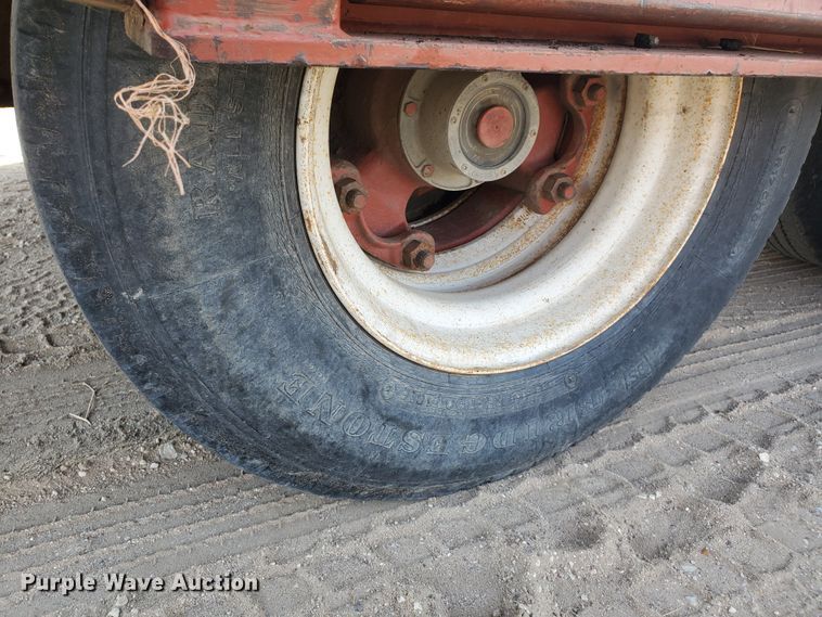 image for item HW9668 1979 Landoll Hauloll  drop deck equipment trailer