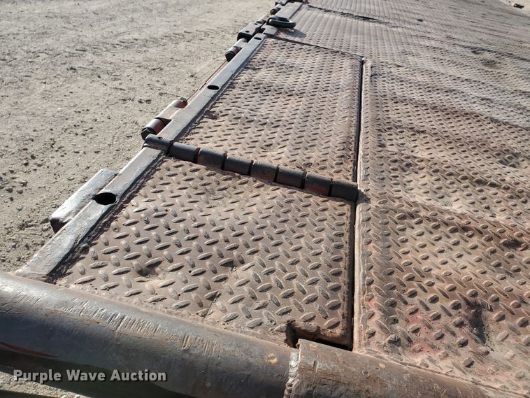 image for item HW9668 1979 Landoll Hauloll  drop deck equipment trailer