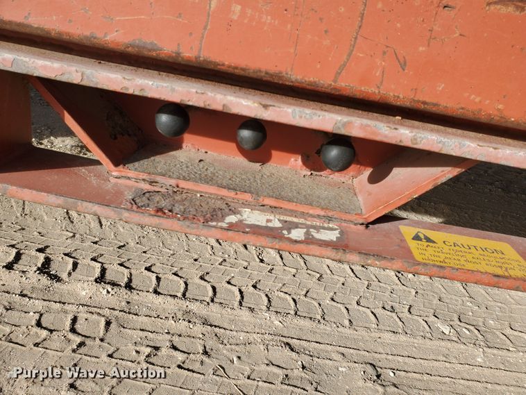 image for item HW9668 1979 Landoll Hauloll  drop deck equipment trailer