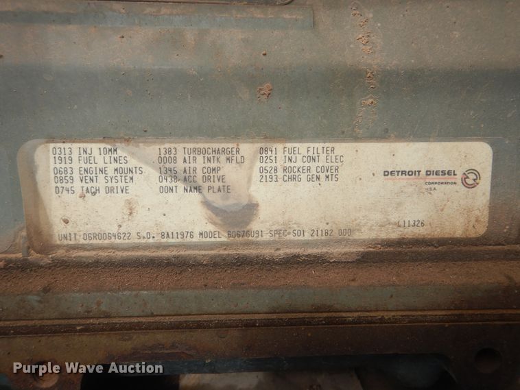 image for item HW9804 1992 Freightliner FLD120  semi truck