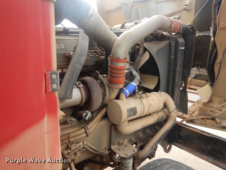 image for item HW9804 1992 Freightliner FLD120  semi truck