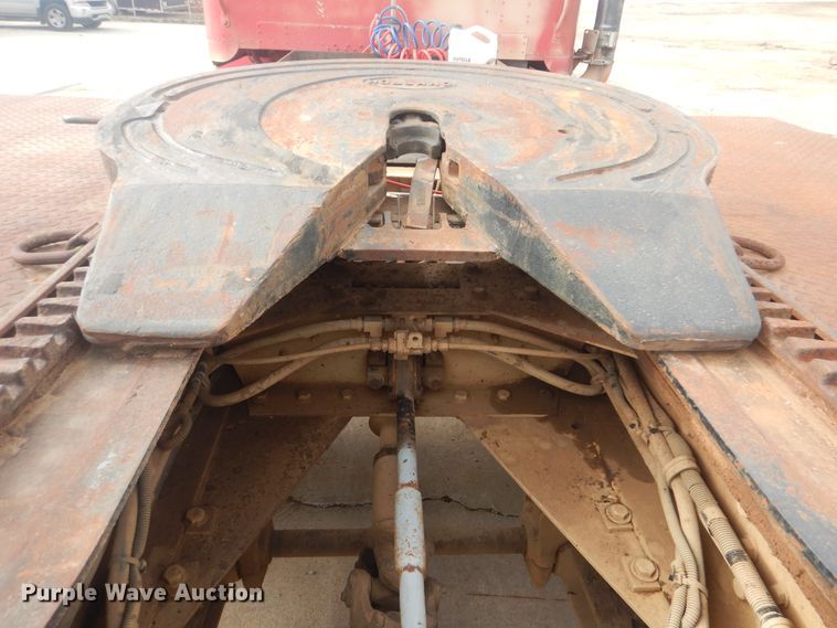 image for item HW9804 1992 Freightliner FLD120  semi truck